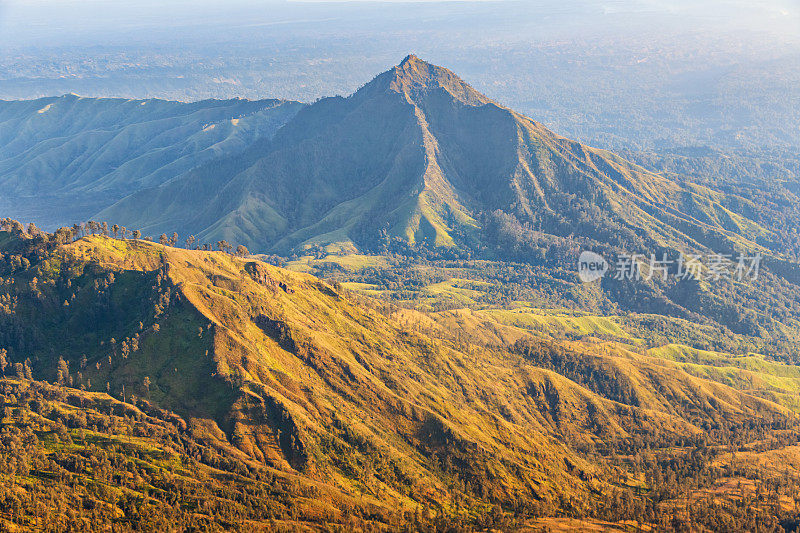 风景从Gunung Merapi在印度尼西亚爪哇看到